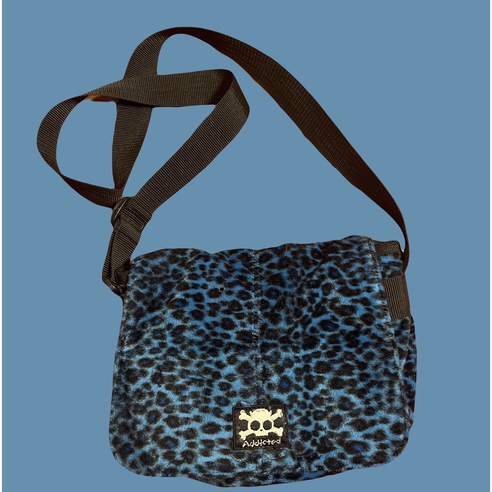Blue Leopard Fuzzy Crossbody Bag🐾